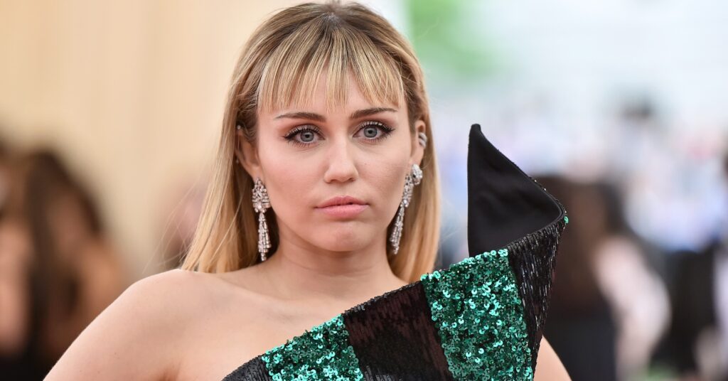 Vegan Star Miley Cyrus Pleads ‘Adopt Don’t Shop’ in Puppy-Filled BuzzFeed Interview