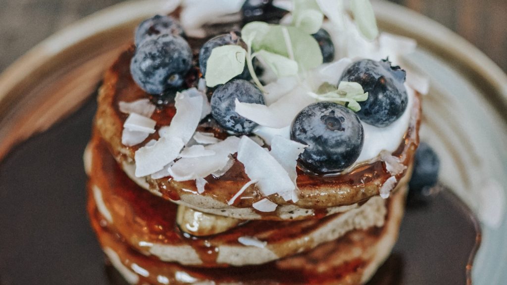 23 Vegan Breakfast in Bed Recipes for Mother’s Day