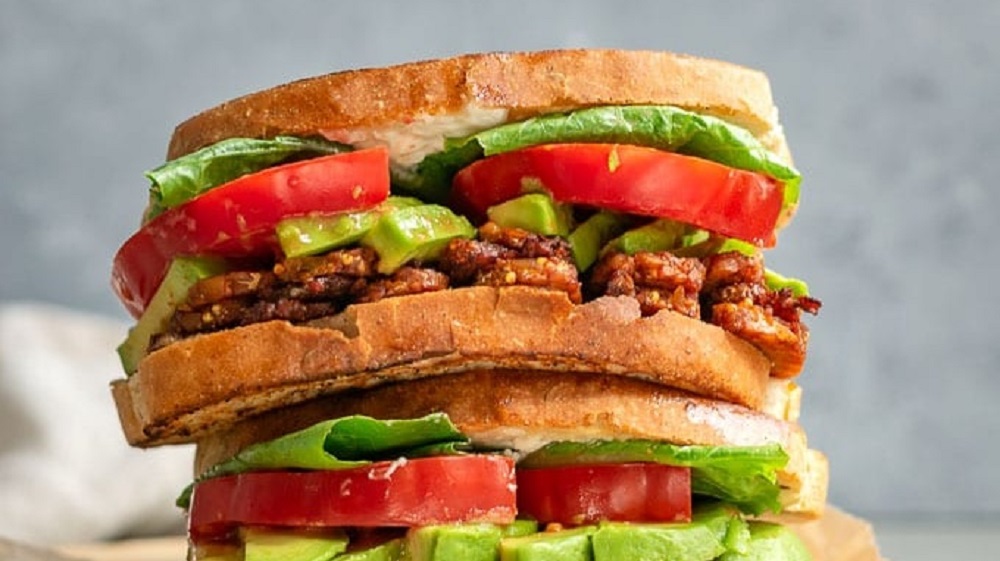 7 Ways to Make BLTs Without the Bacon