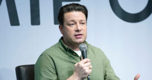 Chef Jamie Oliver introduced a vegan-friendly pop-up restaurant.