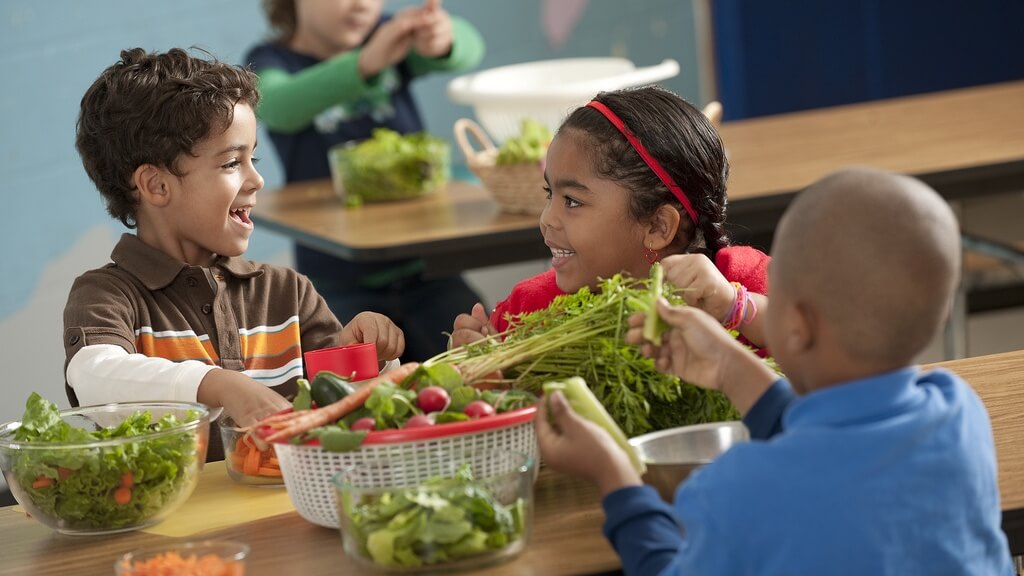 62 New York State School Districts to Take 2 Week Vegan Challenge