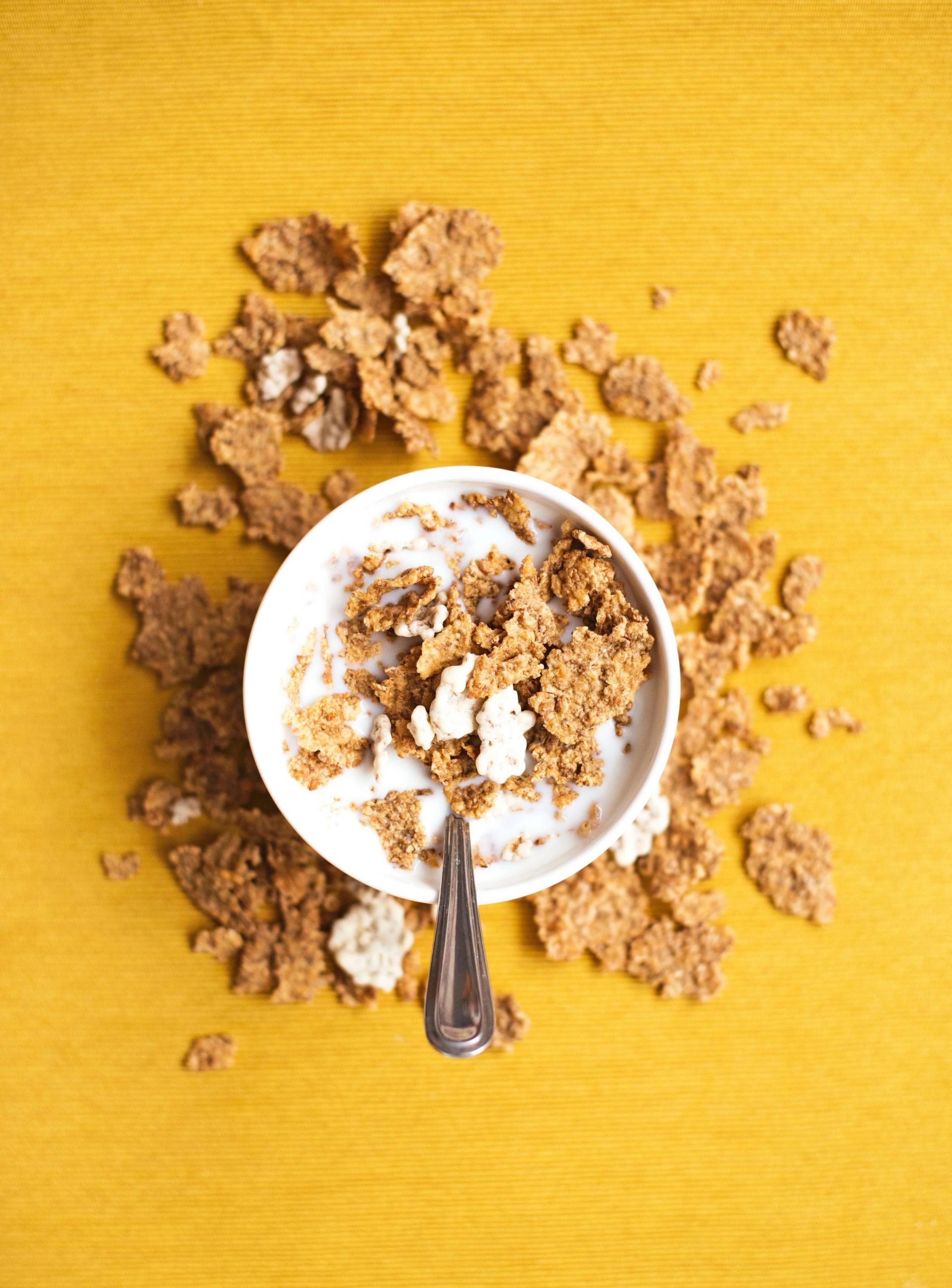 The DairyFree Guide to the Best Almond Milk