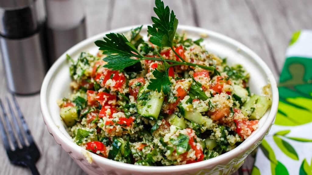 Easy Vegan Tabbouleh Salad With Quinoa