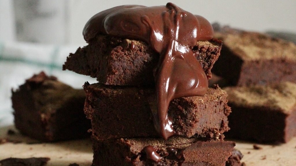 Make a Double Batch of This 4-Ingredient Vegan Chocolate Sauce