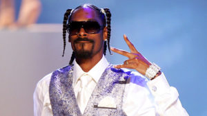 Watch Snoop Dogg Get Schooled on Vegan Meat