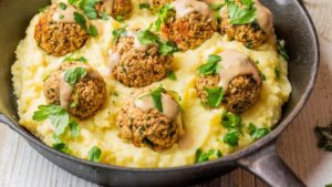 Top Your Pasta With These Vegan Mushrooms Meatballs