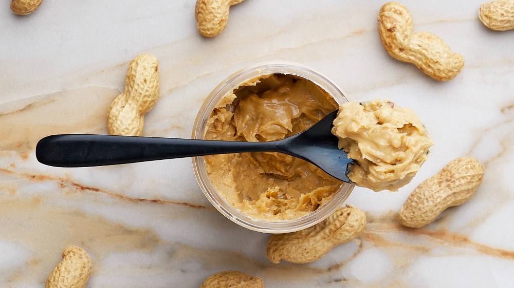 Are Peanuts Healthy on a Vegan Diet?