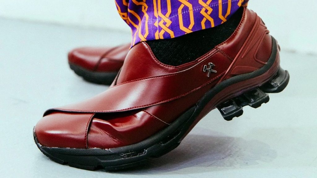 Bourgeon aldrig Gravere New Asics Vegan Shoe Is Inspired By Pakistani Sandals