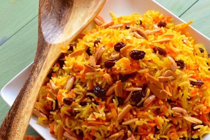 Basmati rice with carrots and raisins